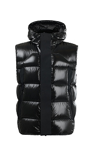 Жилет с капюшоном