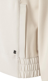 Куртка на молнии