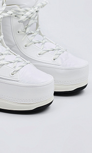 Мунбуты на шнуровке