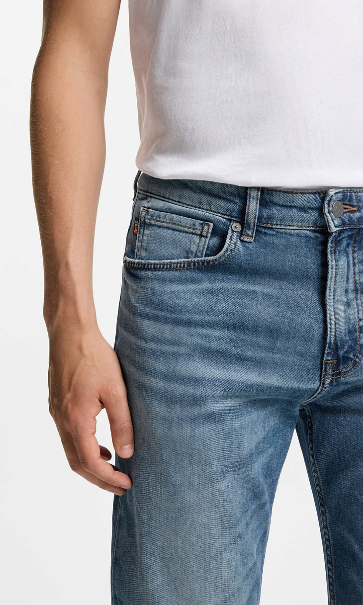 HUGO BOSS: Прямые джинсы