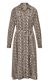 Платье с поясом