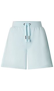 Спортивные шорты