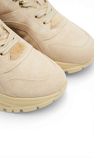 Кроссовки из замши и меха