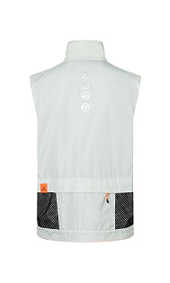 Жилет с карманами