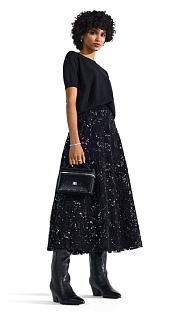 Юбка из кружева с вышивкой