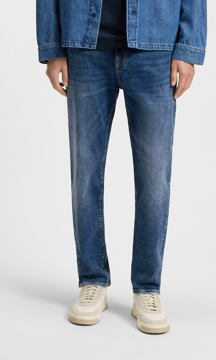 HUGO BOSS: Прямые джинсы