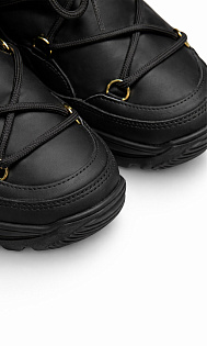 Мунбуты на шнуровке