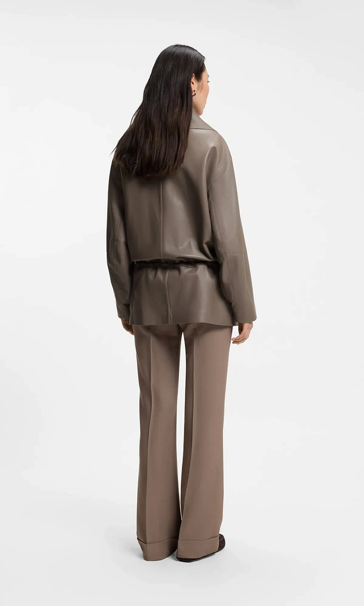 HUGO BOSS: Кожаная куртка