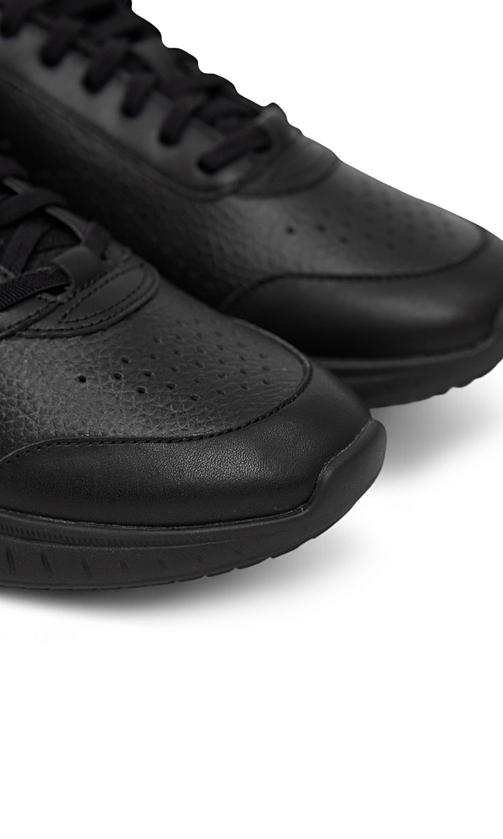 HUGO BOSS: Кроссовки из кожи