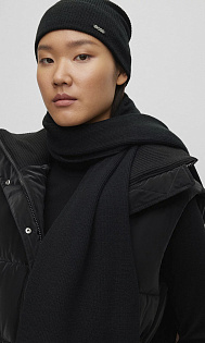 Шапка и шарф из шерсти