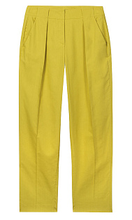 Брюки с защипами