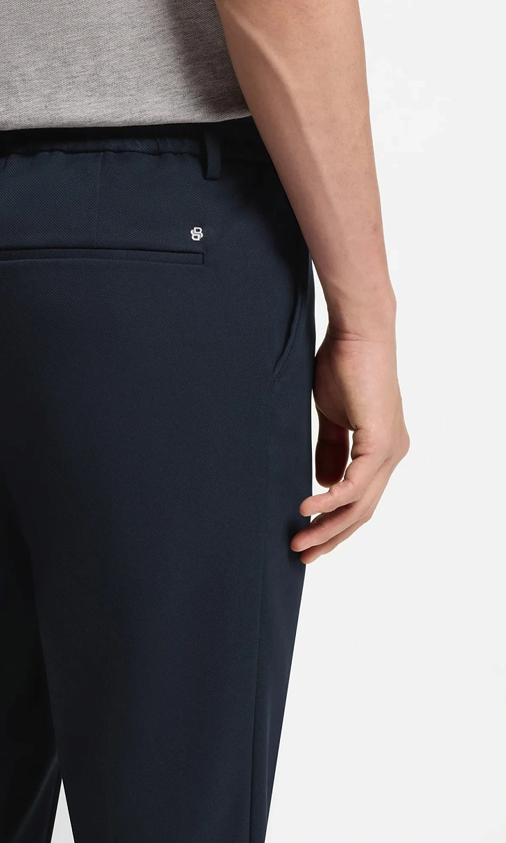 HUGO BOSS: Зауженные брюки