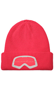 Шерстяная шапка с нашивкой