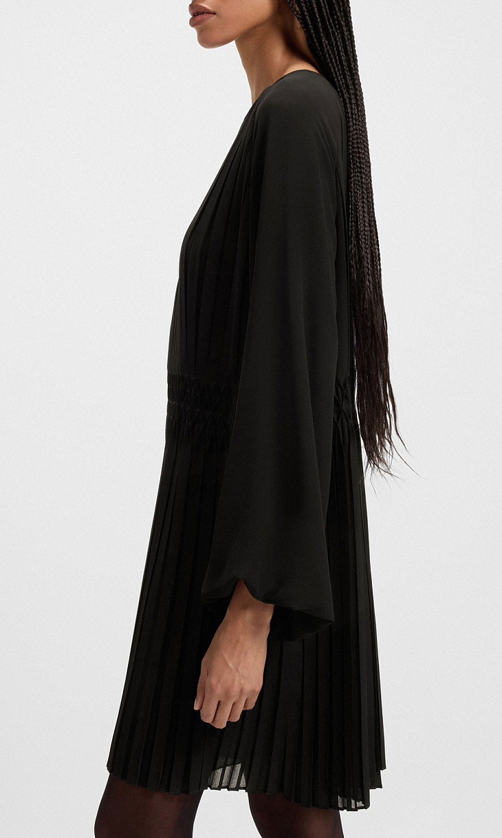 HUGO BOSS: Плиссированное платье