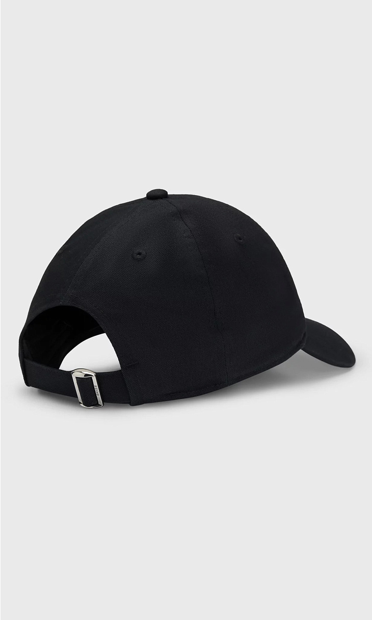 HUGO BOSS: Кепка с вышивкой