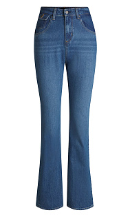 Прямые джинсы