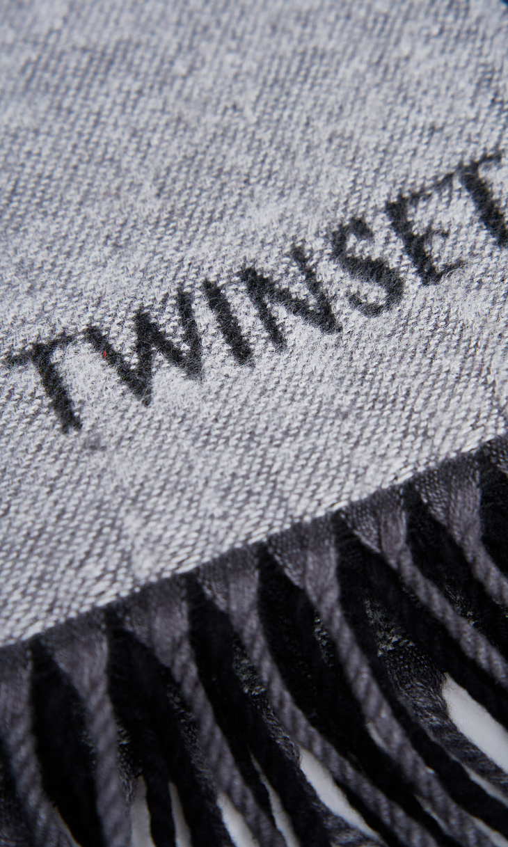 TWINSET: Палантин с геометрическим рисунком