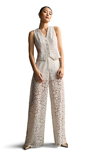 Кружевной жилет