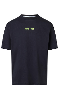 Футболка с логотипом