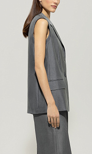 Костюмный жилет