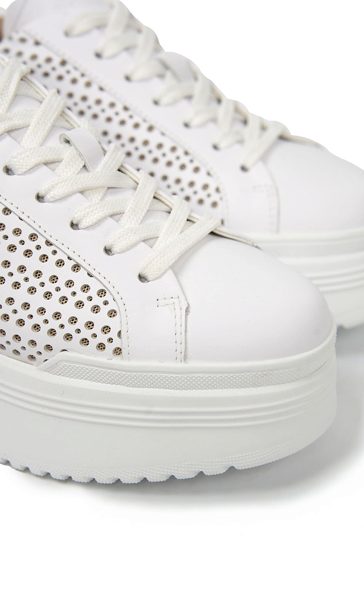 BOGNER: Кеды из кожи