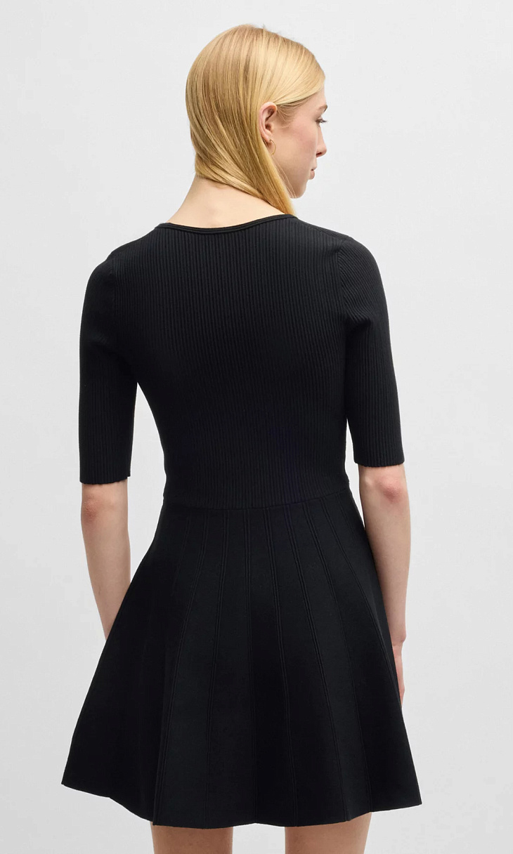 HUGO BOSS: Трикотажное платье