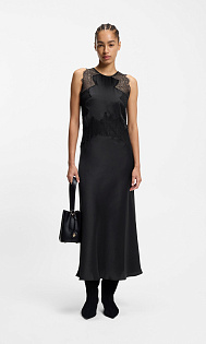 Платье с кружевом