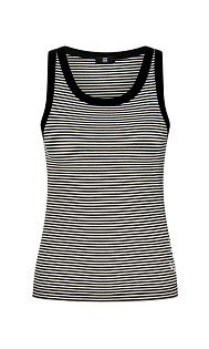 Топ с вышивкой