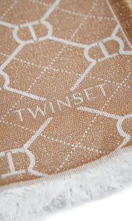 Палантин с монограммой