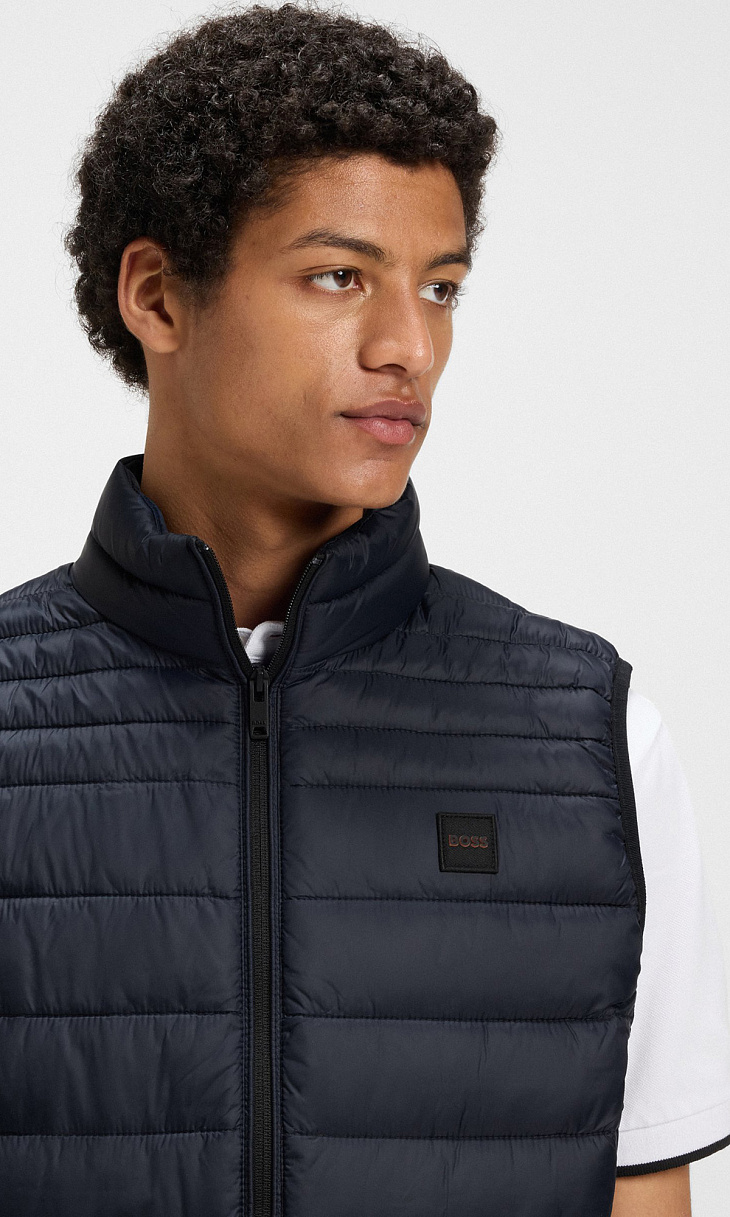 HUGO BOSS: Стеганый жилет