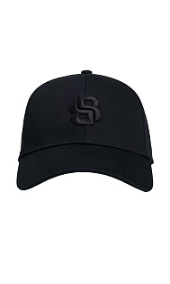 Кепка с логотипом