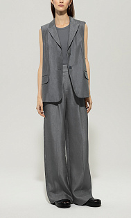 Костюмный жилет