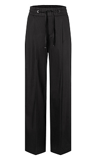 Брюки с защипами