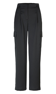 Брюки с карманами