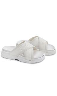 Шлепанцы с логотипом