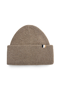 Шапка в рубчик