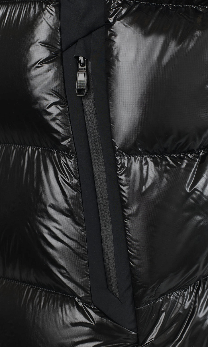 HUGO BOSS: Жилет с капюшоном