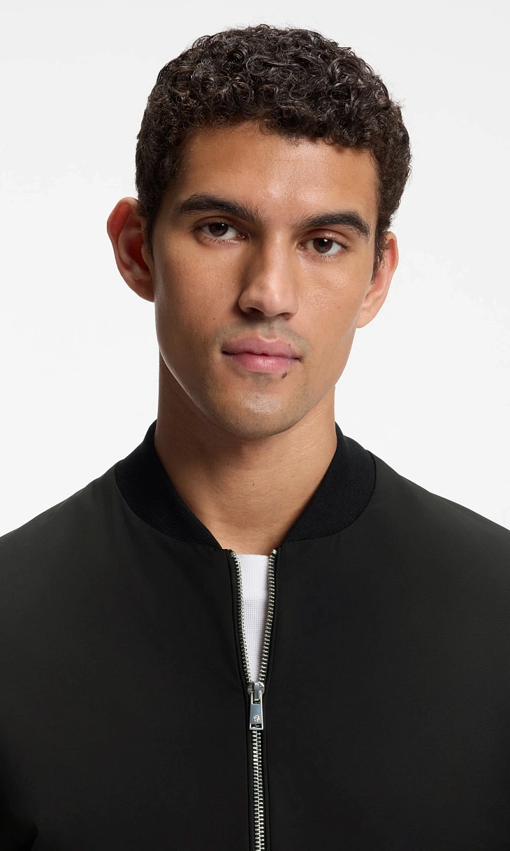 HUGO BOSS: Утепленный бомбер