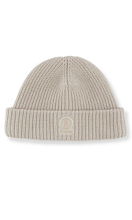 Шапка с логотипом