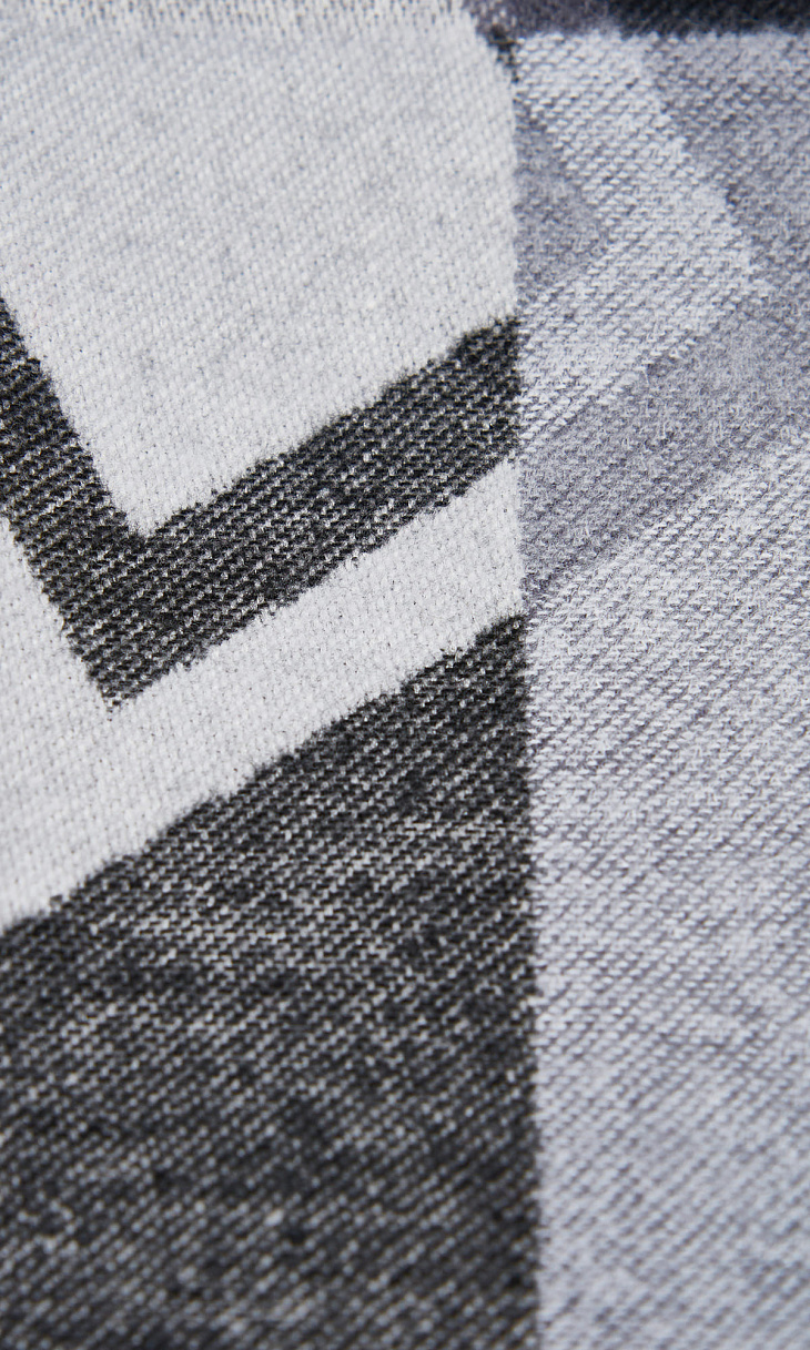 TWINSET: Палантин с геометрическим рисунком