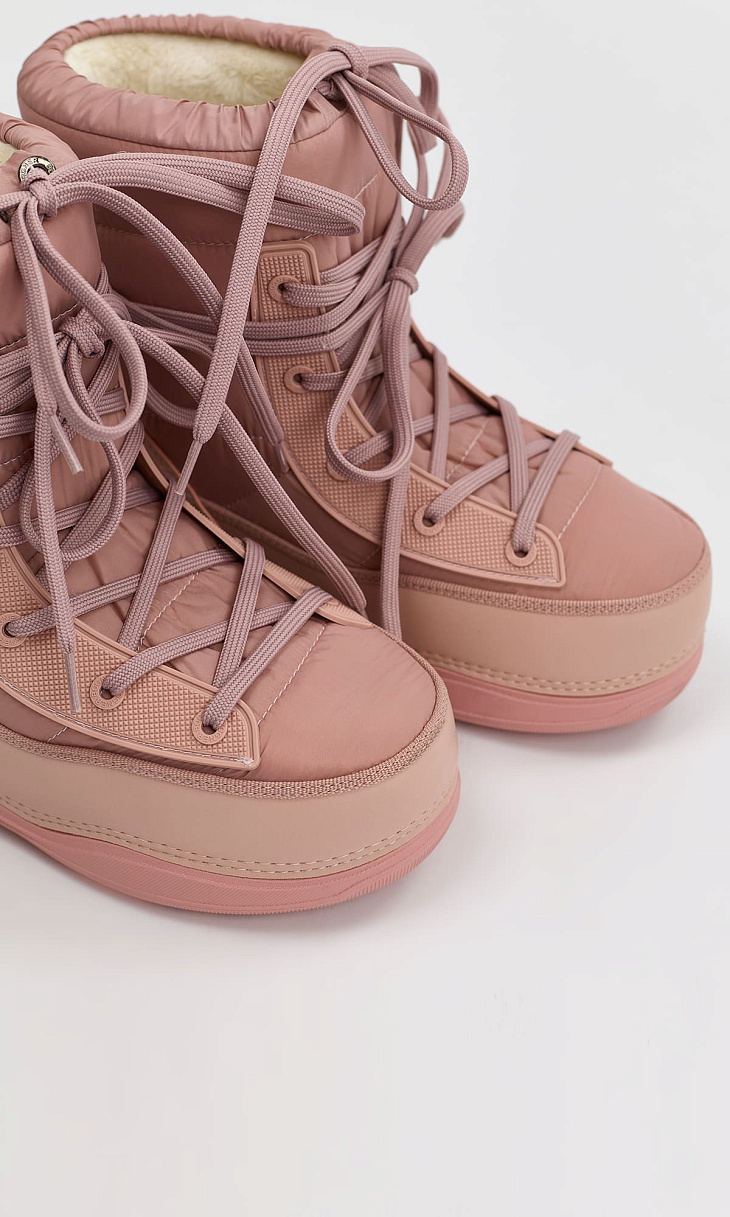 Bogner: Мунбуты на шнуровке