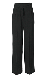 Брюки со стрелками