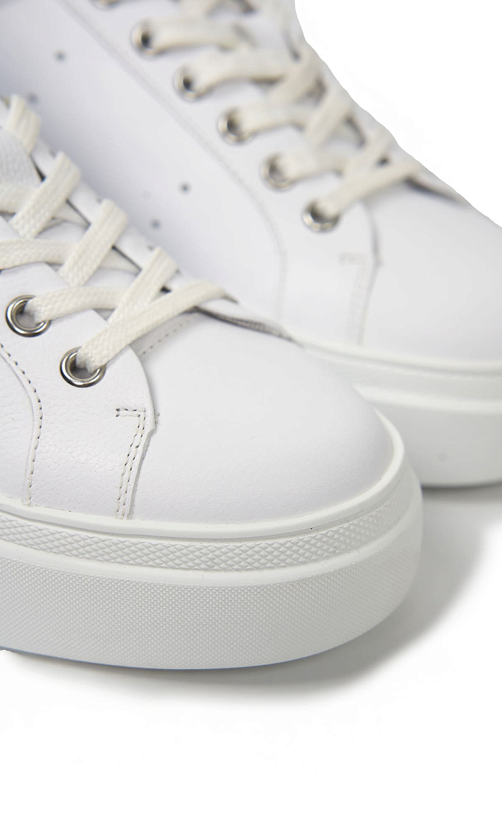 Bogner: Кеды из кожи