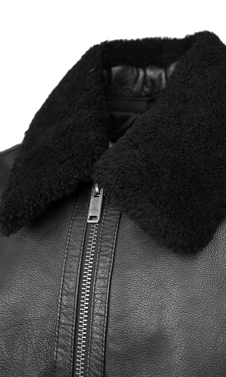 HUGO BOSS: Куртка из кожи