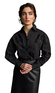 Рубашка с вышивкой