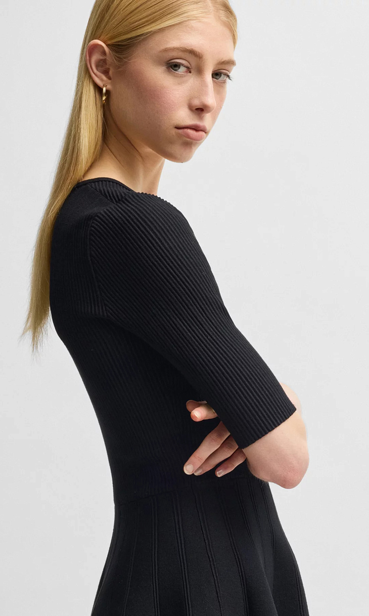 HUGO BOSS: Трикотажное платье