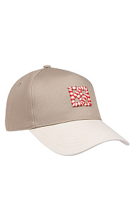 Кепка с логотипом