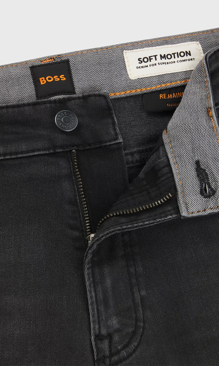 HUGO BOSS: Прямые джинсы