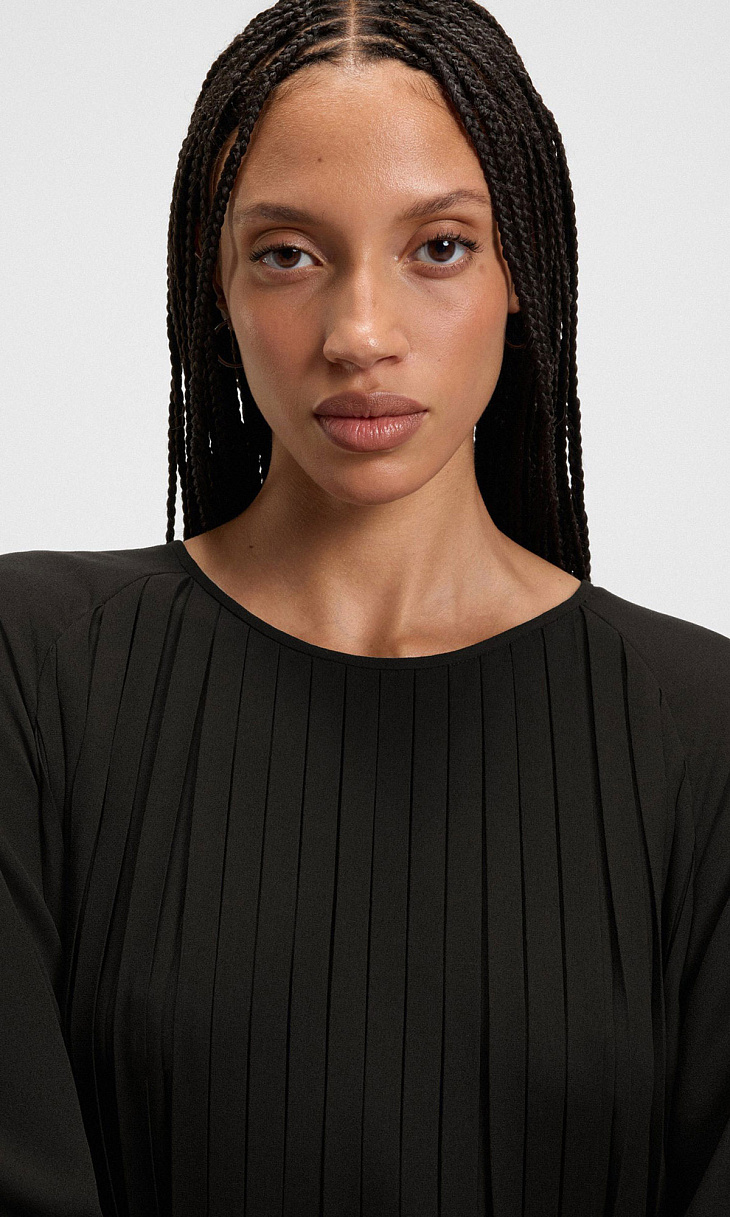 HUGO BOSS: Плиссированное платье